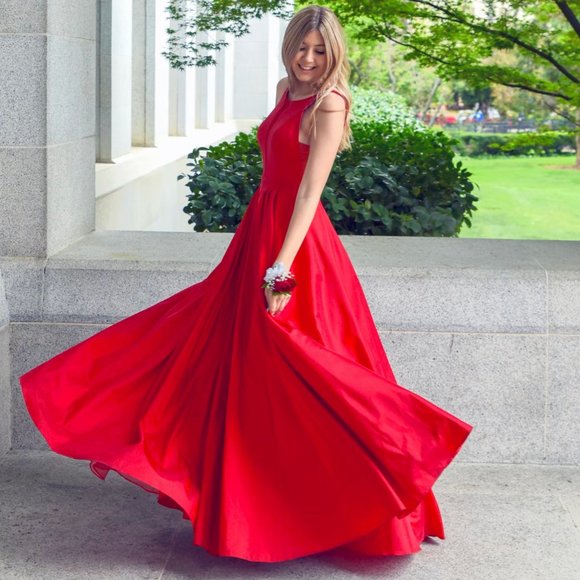 Dresses & Skirts - list